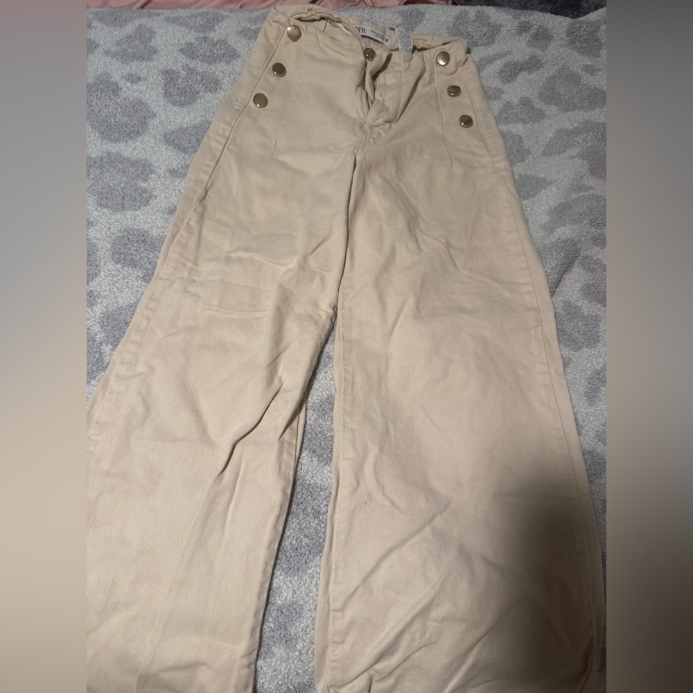 Women’s Zara jeans